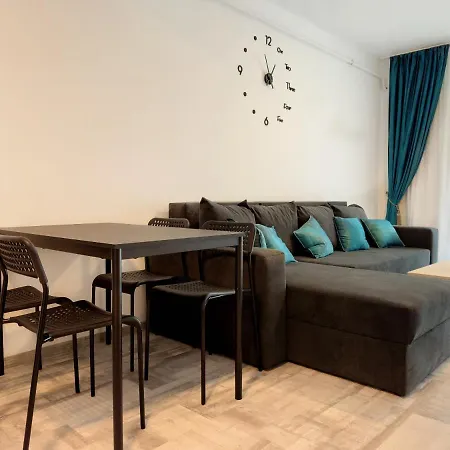 Aqua 22 Apartment